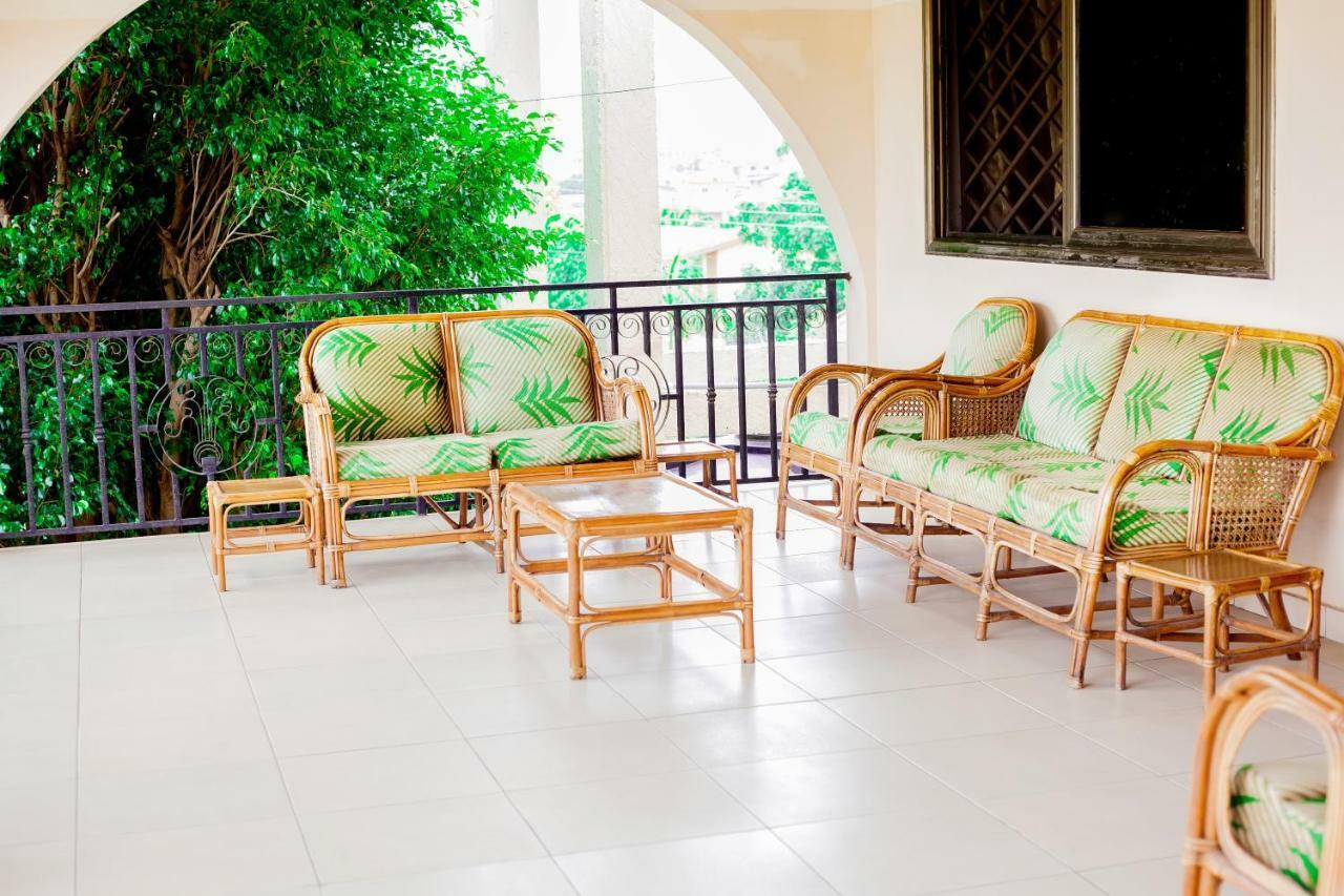 Charis Home Services Haatso Εξωτερικό φωτογραφία